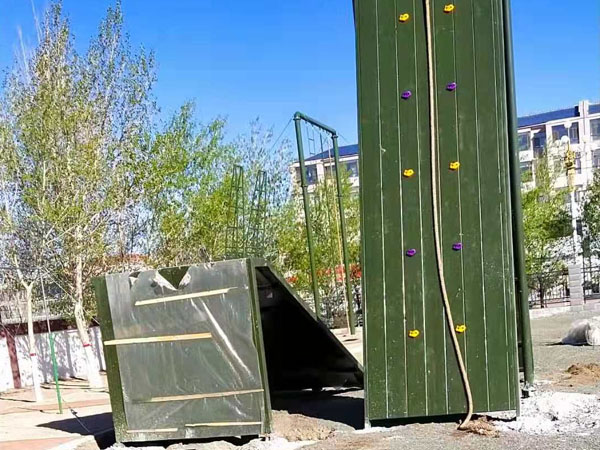 200米障礙器材