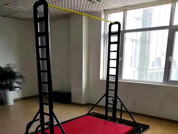 軍用單杠